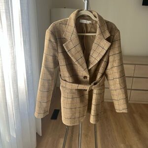 NWOT ASTR Beige Houndstooth Blazer
